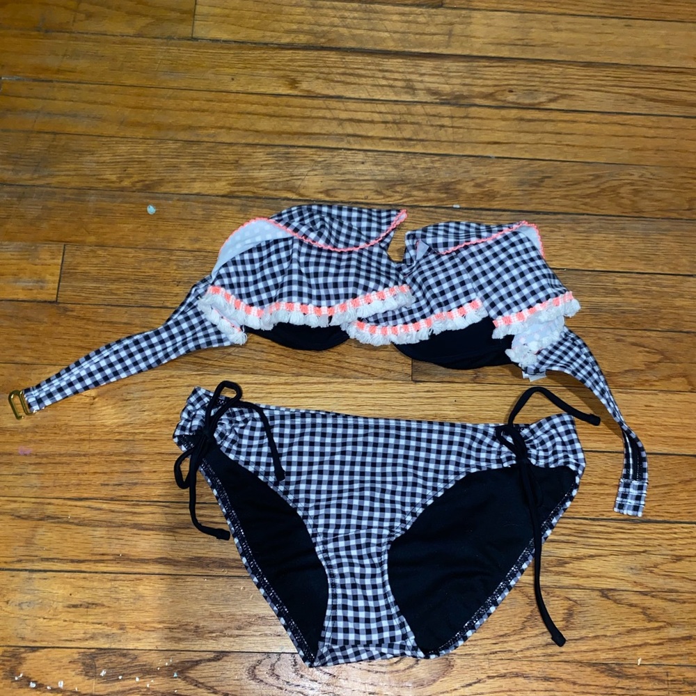 Bathing suit